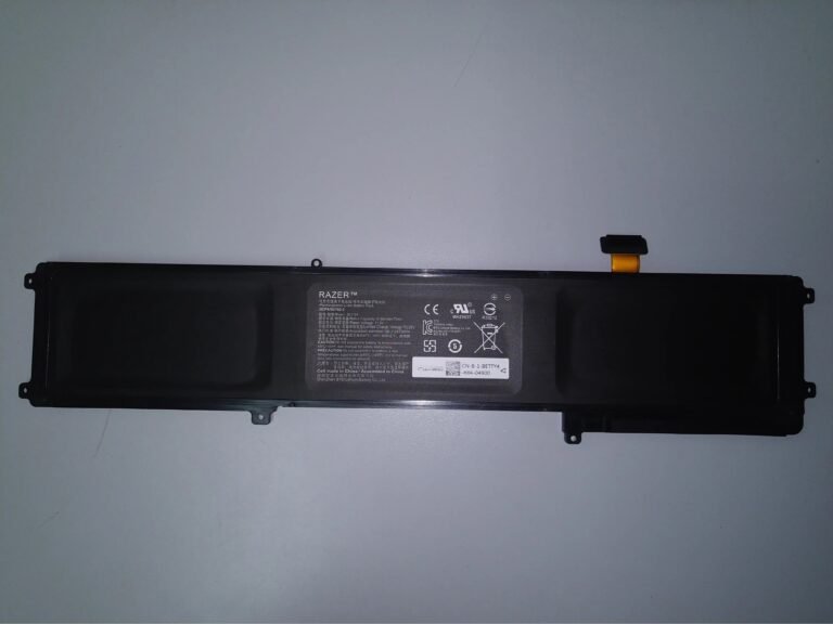Original Razer BETTY4 Laptop Battery, 11.4V 70Wh for Razer CN-B-1-BETTY4-61G-04428